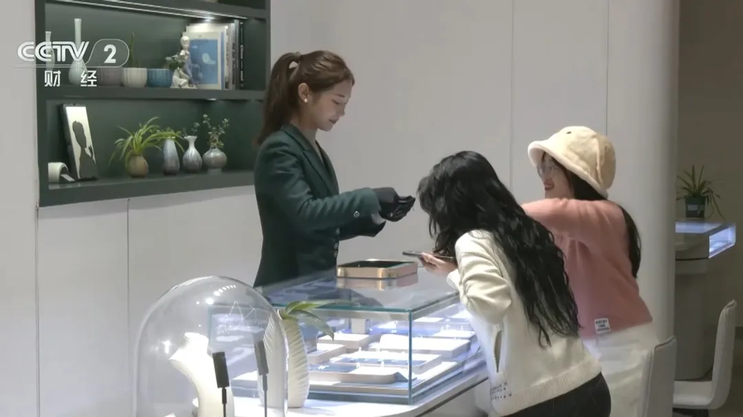 下游产品日益丰富 我国人造金刚石产业规模全球领先